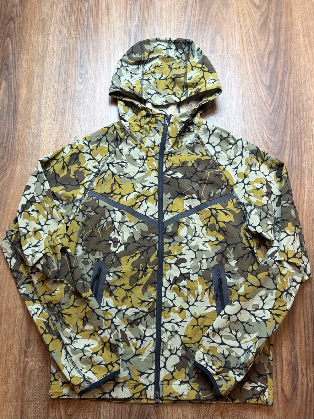 Nike Tech Windrunner Woven Full Zip Hooded Jacket Camo Olive IF0915-368 Men’s XS
